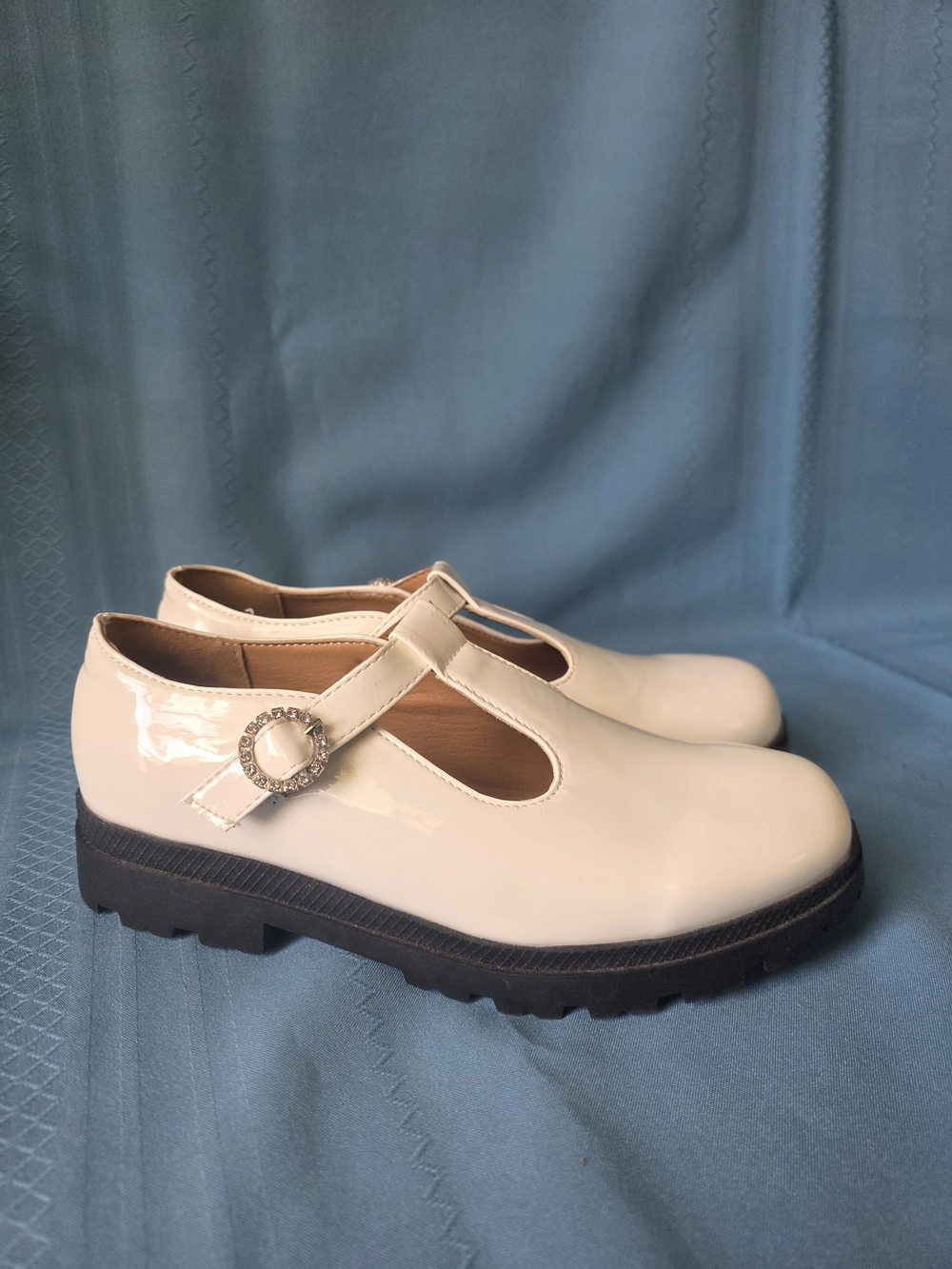 Nicole Miller Cream White Patent Mary Jane Platforms Rhinestone Buckle Sz 8